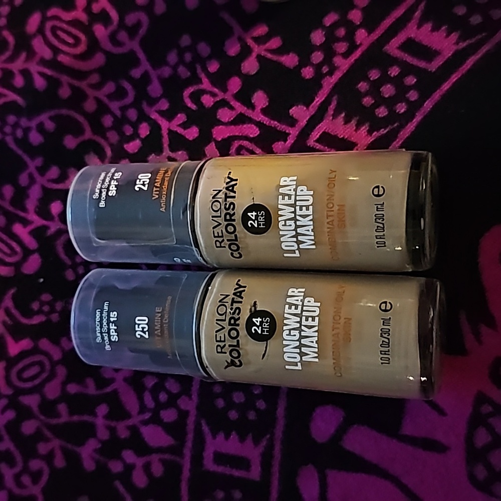 Lot of 2 Revlon 24-hours Colorstay longwear foundation